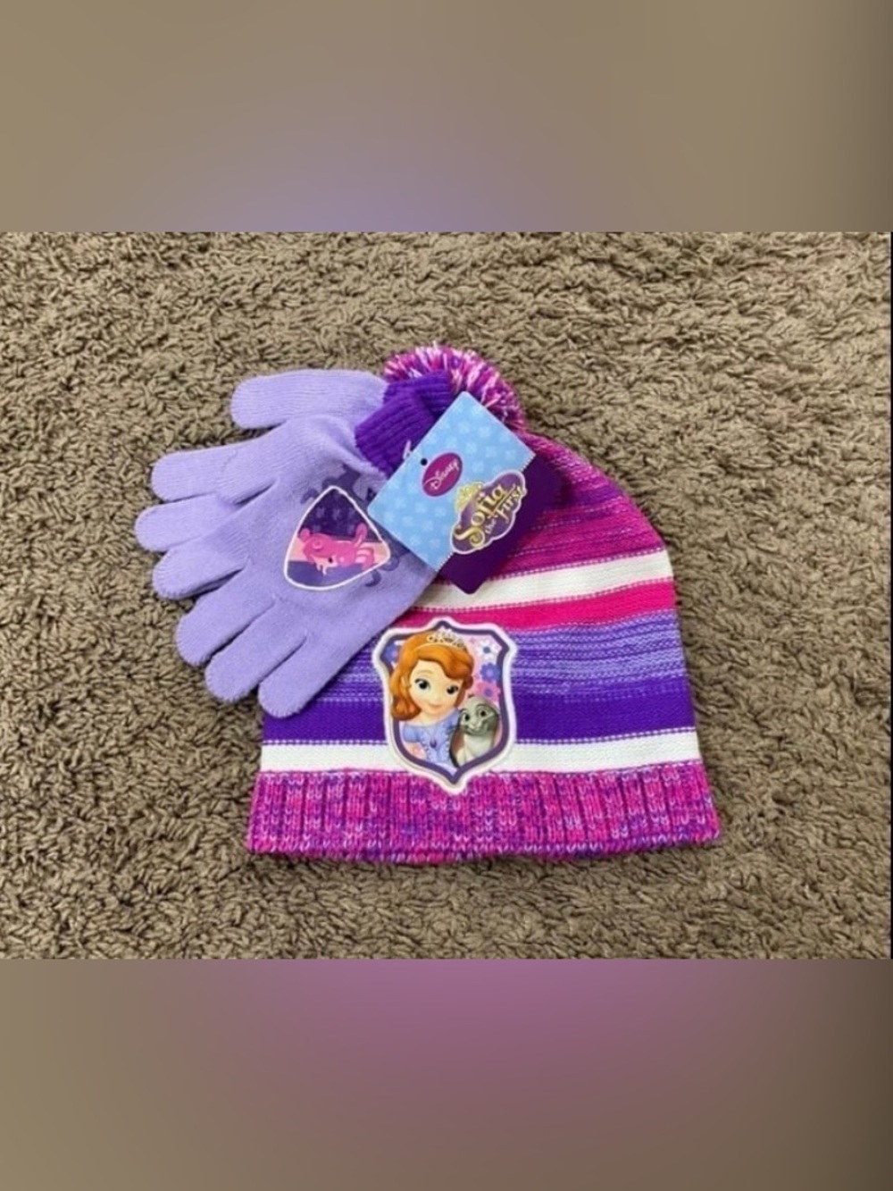 Disney Sofia The First Beanie & Gloves Set NWT